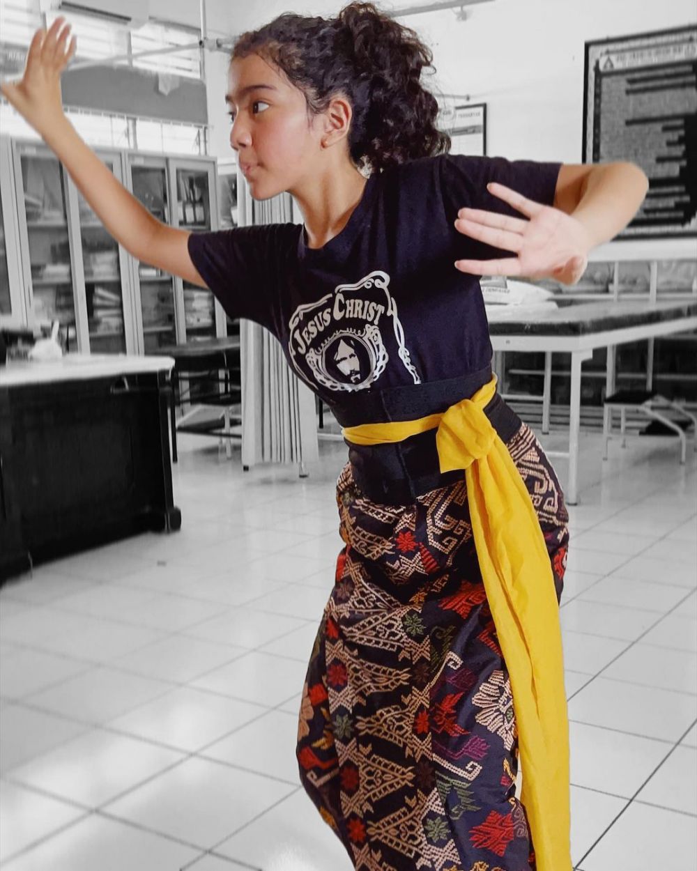 11 Potret Leticia putri Sheila Marcia, anggun jadi penari Bali