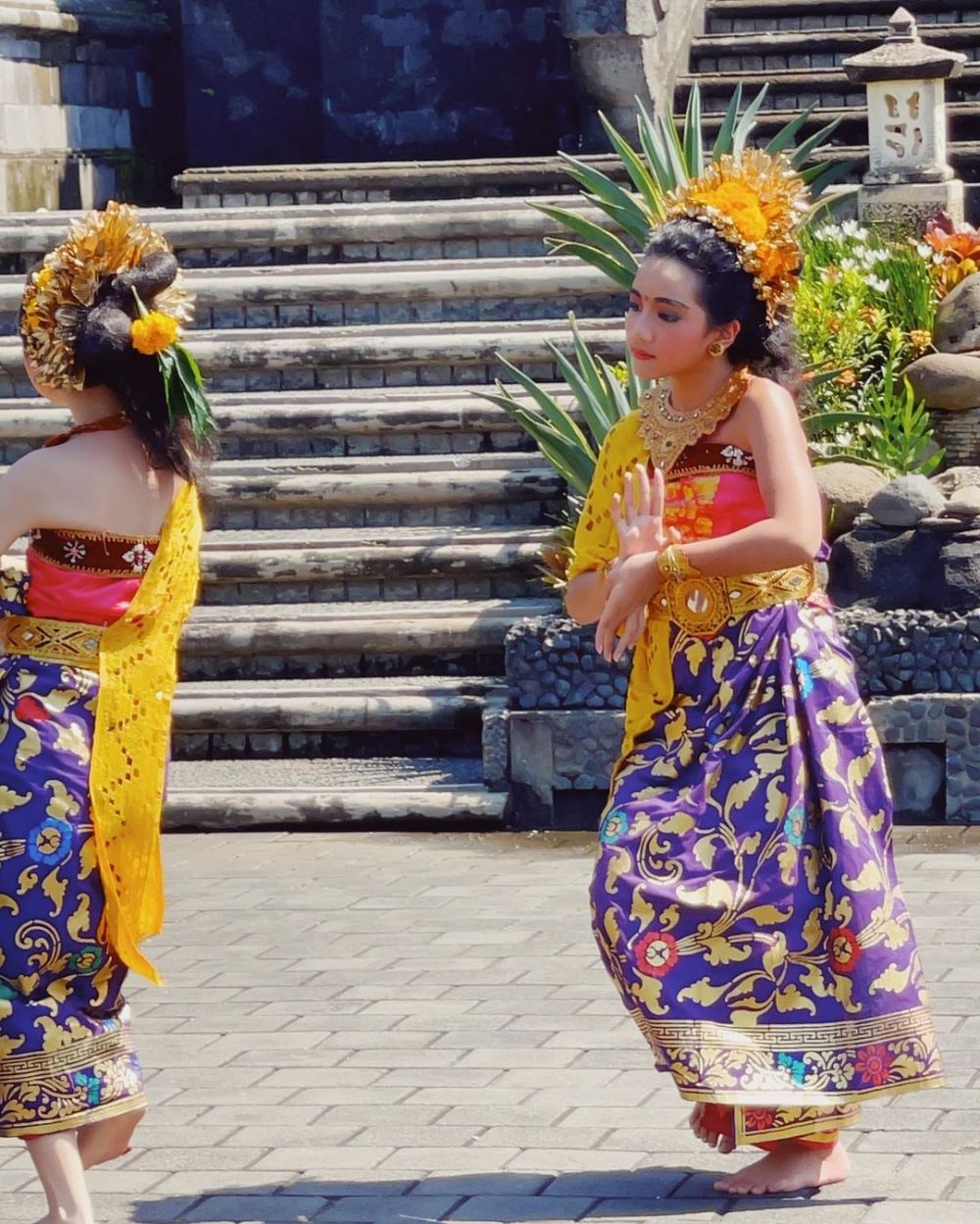 11 Potret Leticia putri Sheila Marcia, anggun jadi penari Bali