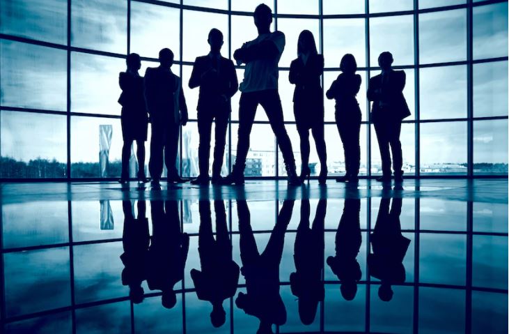 Kepemimpinan adalah seni mempengaruhi orang, ini penjelasan lengkapnya