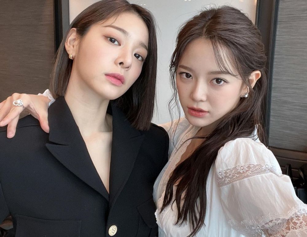 9 Potret keakraban Kim Se-jeong dan Seol In-ah dari masa ke masa