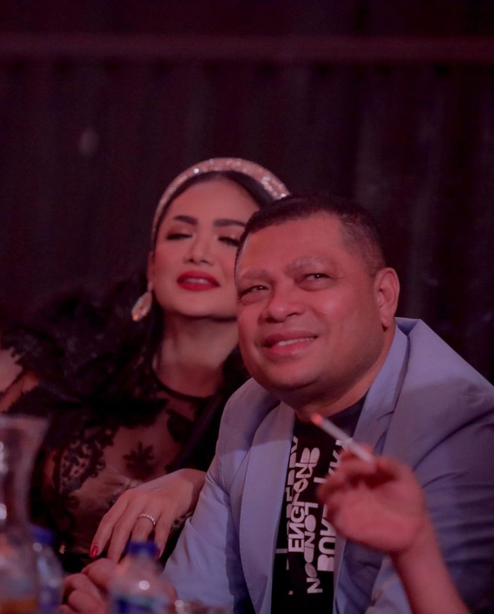 Rayakan 1 tahun pernikahan, ini 11 momen Atta dan Aurel gelar konser