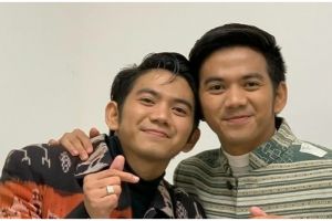 Potret kue ulang tahun 8 seleb kembar, punya Ifan Seventeen disorot