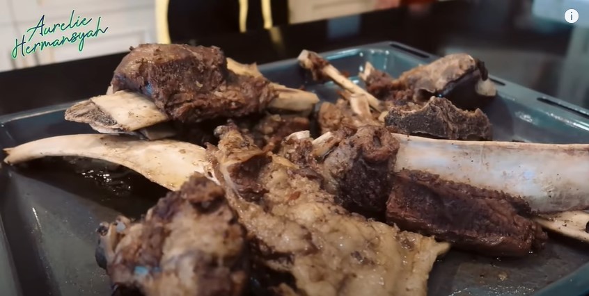 10 Masakan Aurel Hermansyah untuk suami, praktis dan menggugah selera