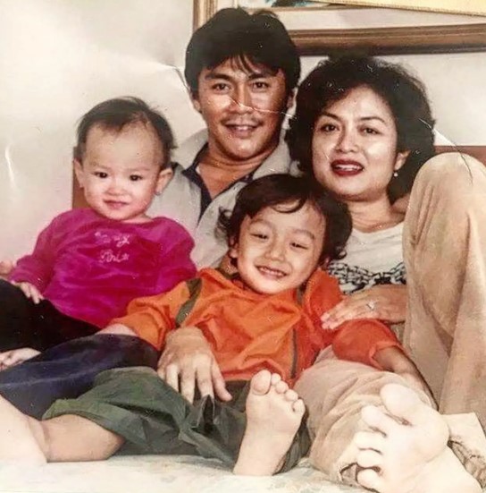 9 Potret kompak Leon Dozan dan Nabilah Rahman dari kecil hingga kini