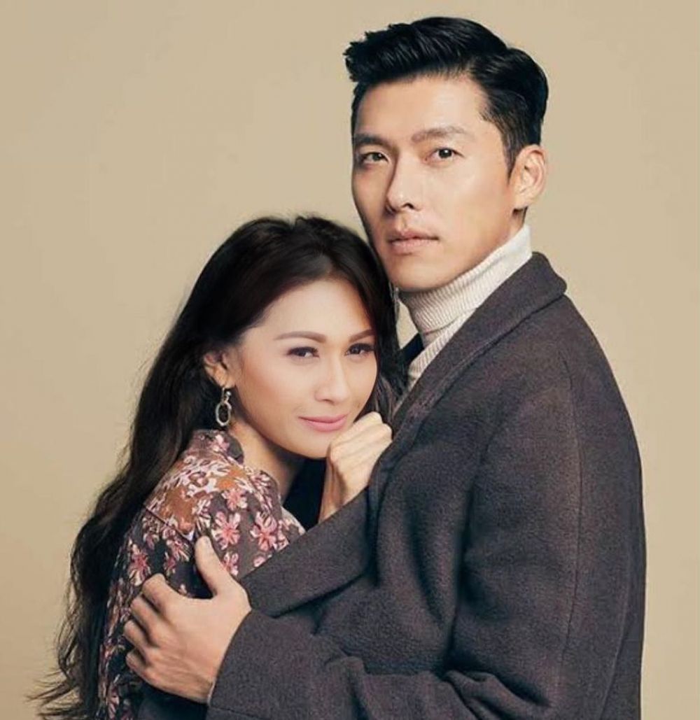 9 Foto editan Tata Janeeta dan Hyun Bin, gandeng mesra di pernikahan