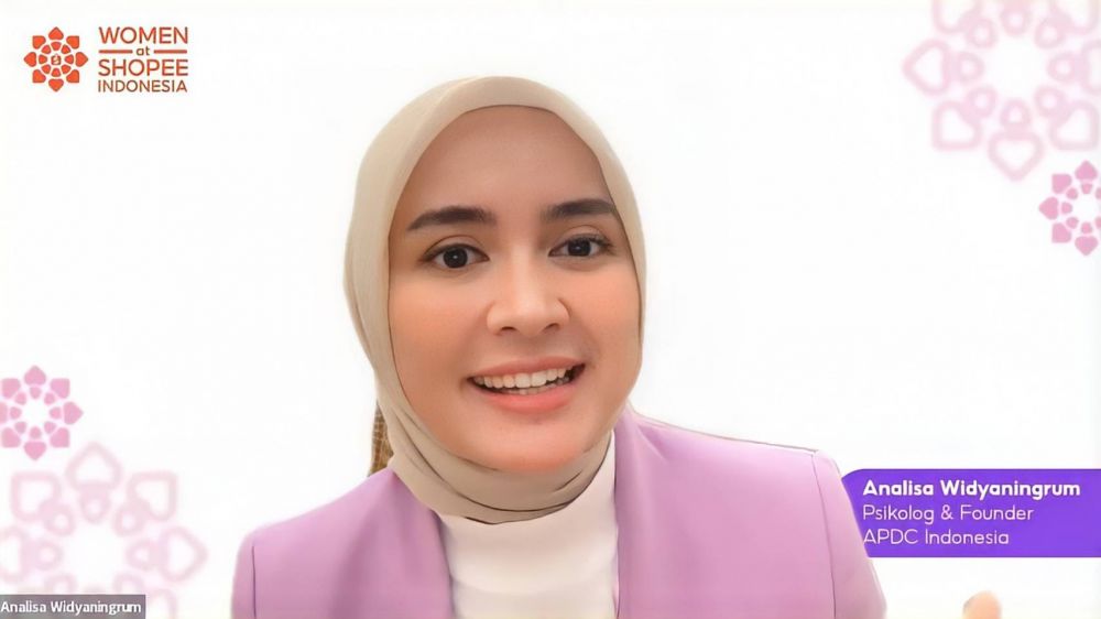 5 Cara dobrak Insecure dalam berkarier ala Women at Shopee Indonesia