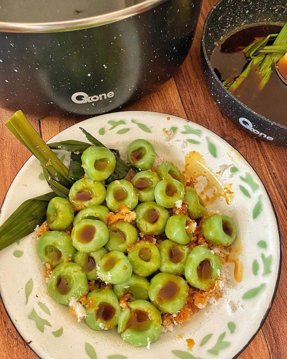 Resep gegicak, kue tradisional yang empuk, enak, manis, dan kenyal