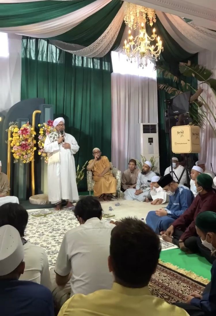 11 Momen tasyakuran 4 bulan kehamilan kedua Kartika Putri, penuh haru