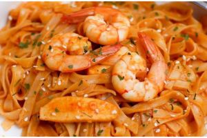 10 Cara memasak kwetiau agar tidak hancur dan antilengket