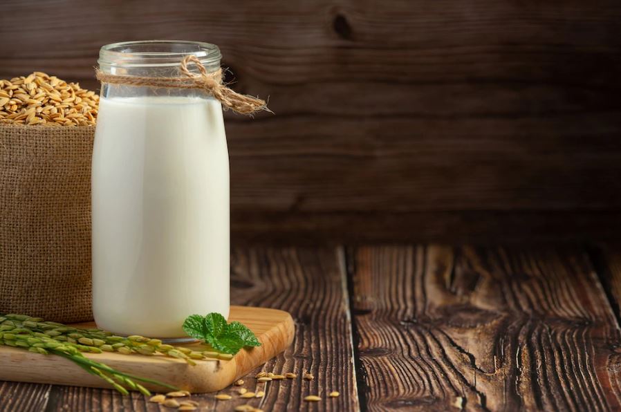 Alergi terhadap laktosa? 10 susu nabati ini bisa jadi alternatif