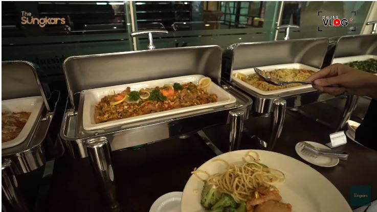 10 Hidangan di acara baby reveal Ria Ricis, komplet & menggugah selera