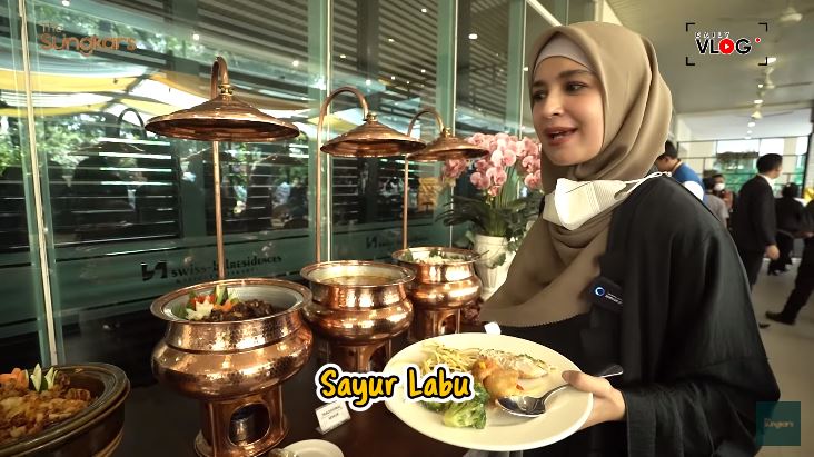 10 Hidangan di acara baby reveal Ria Ricis, komplet & menggugah selera