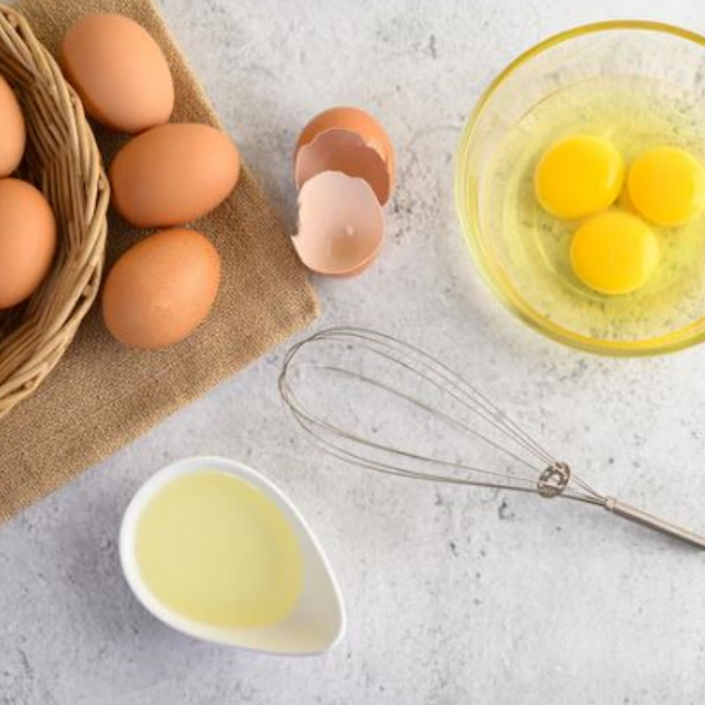 11 Cara membuat masker mata secara alami, bisa gunakan putih telur