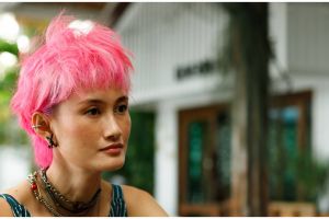 4 Cara meng-highlight rambut dalam sesi photoshoot, hasil bak model