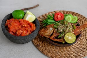 11 Cara membuat sambal kencur, sedap, enak, dan bikin nambah nasi