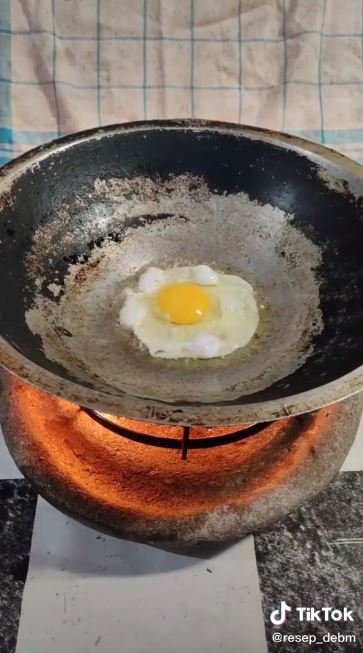 Cara jitu masak tanpa gas dan listrik, solusi tepat di akhir bulan