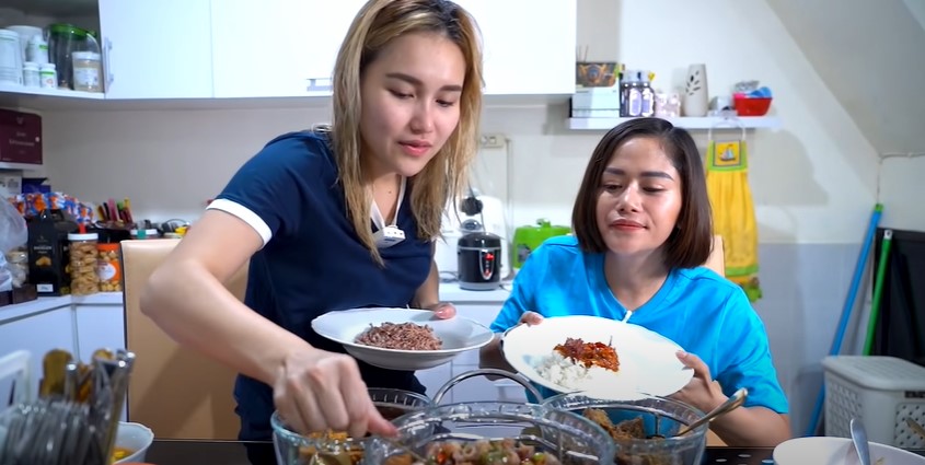10 Makanan dihindari Ayu Ting Ting, bantu jaga berat badan ideal