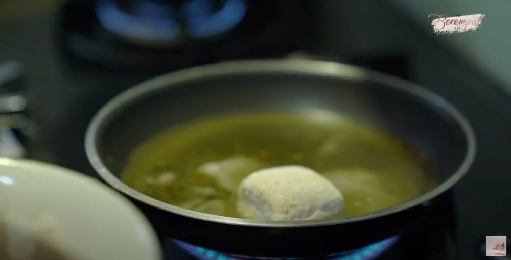 10 Langkah Natasha Rizki bikin tahu krispi geprek, mudah dan ekonomis