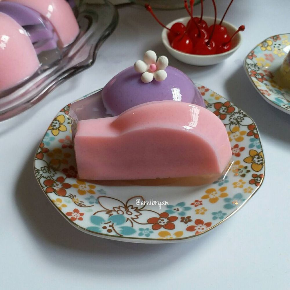 Resep puding fantasi rasa kelapa muda, enak, cantik, dan unik