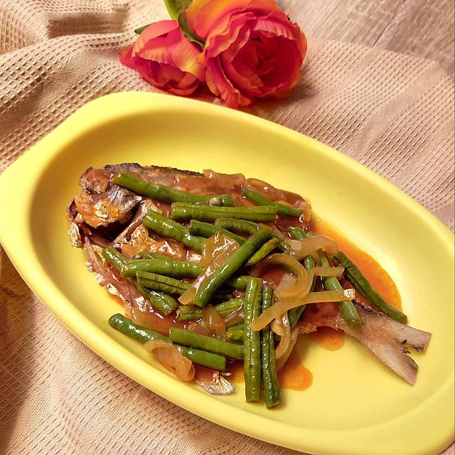 15 Resep olahan ikan bawal goreng aneka bumbu, lezat dan praktis