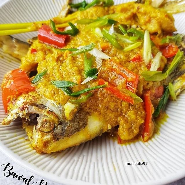 15 Resep olahan ikan bawal goreng aneka bumbu, lezat dan praktis