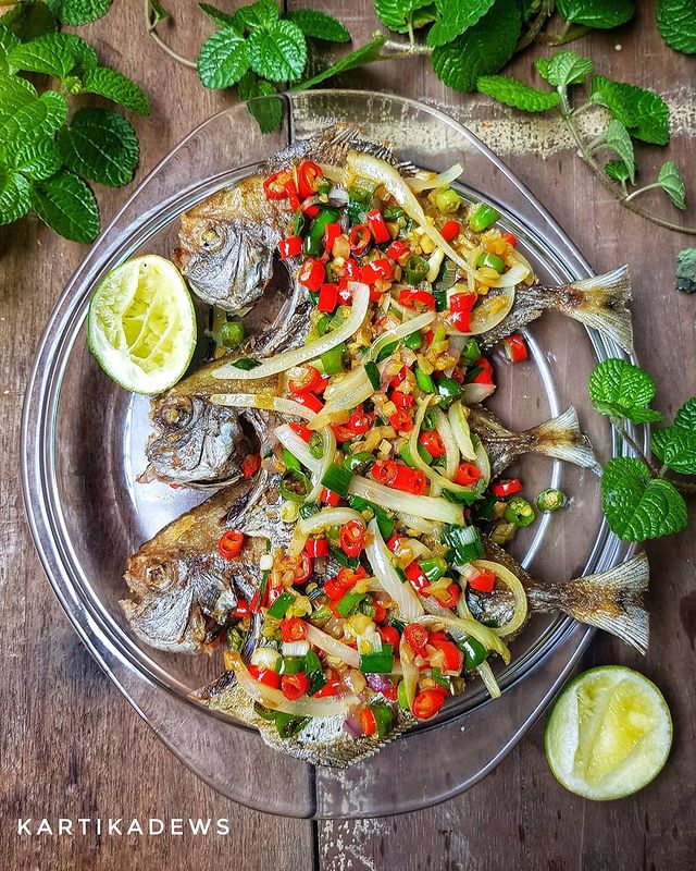 15 Resep olahan ikan bawal goreng aneka bumbu, lezat dan praktis