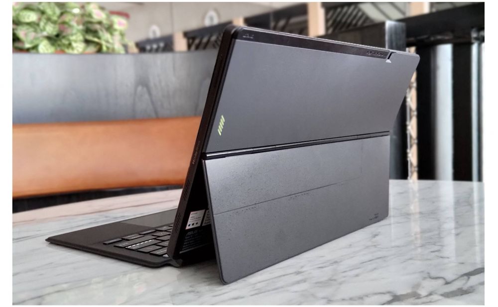 ASUS Vivobook 13 Slate OLED, hadir sebagai laptop dan tablet kekinian