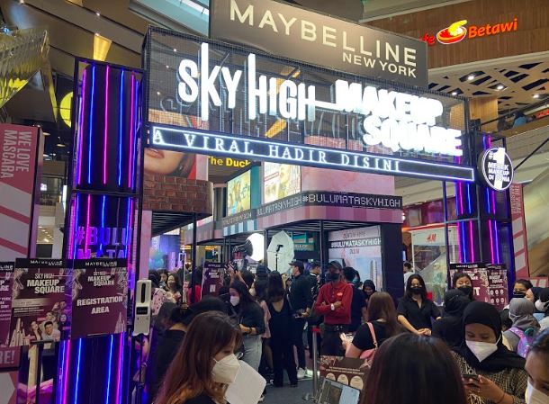 Yuk hadiri Sky High Makeup Square dan dapatkan New York Experience