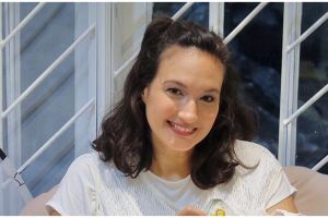 10 Makanan & minuman dikonsumsi Nadine Chandrawinata, bikin ASI lancar