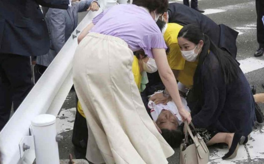 Ditembak saat kampanye, mantan PM Jepang Shinzo Abe kritis 