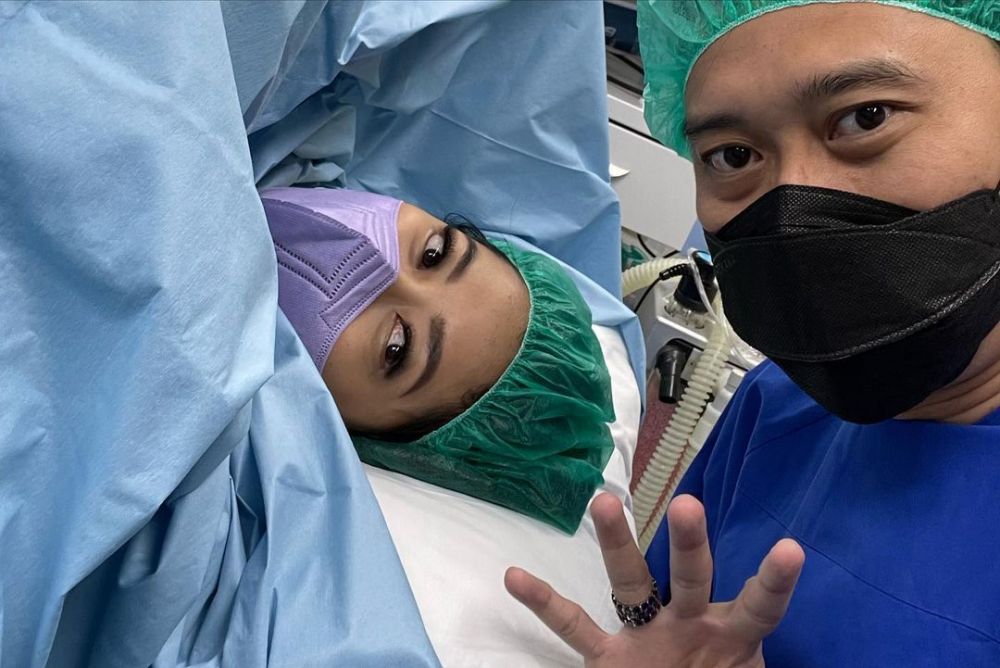 Begini momen bersyukur dan bahagia Ibas dan Aliya sambut anak ke-empat