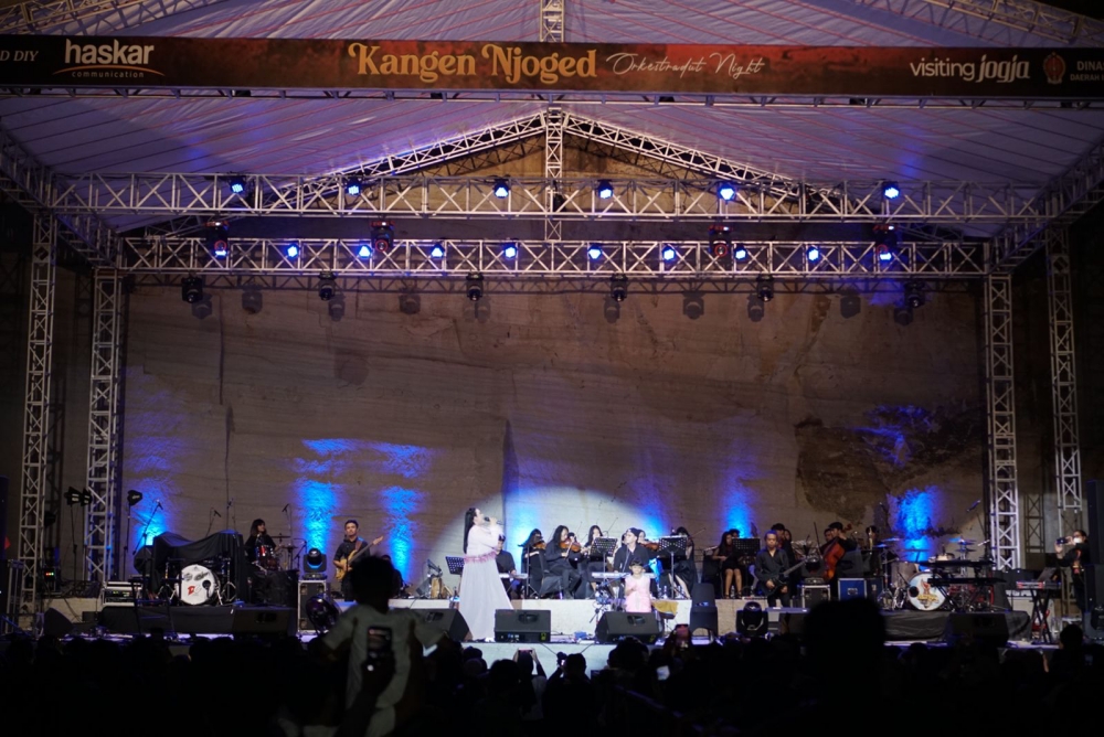 Meriahnya konser Kangen Njoged Orkestradut Night, Jogja full ambyar
