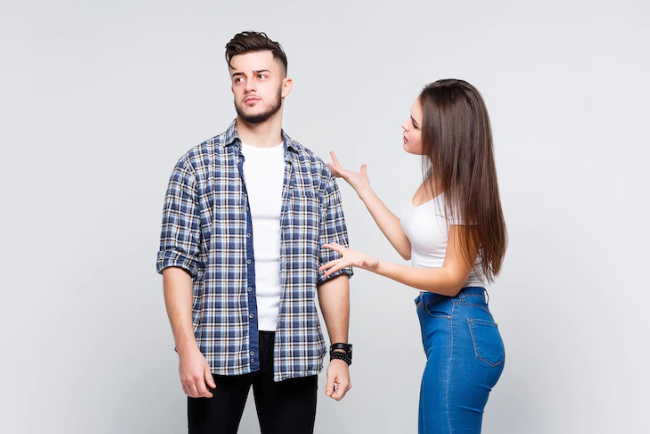 9 Arti mimpi balikan dengan mantan, tanda belum bisa move on?