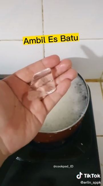 Trik simpel atasi air rebusan yang meluap, cuma pakai 1 bahan