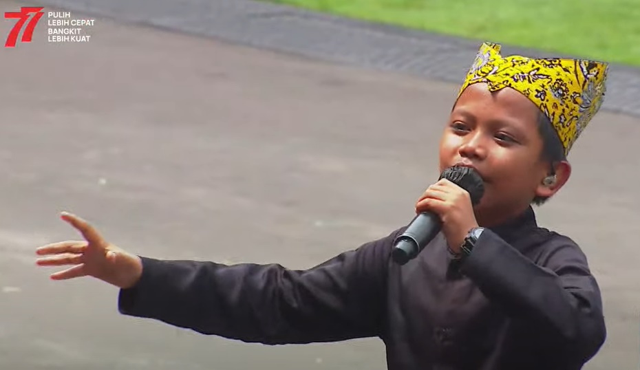 Momen seru Iriana bergoyang lagu Ojo Dibandingke di upacara HUT RI