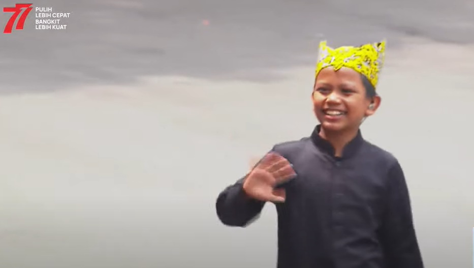 Momen Farel Prayoga, pengamen goyang Istana lewat Ojo Dibandingke