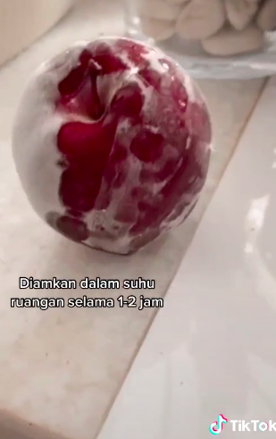 Cara bikin jus apel menyegarkan tanpa blender, mudah ditiru