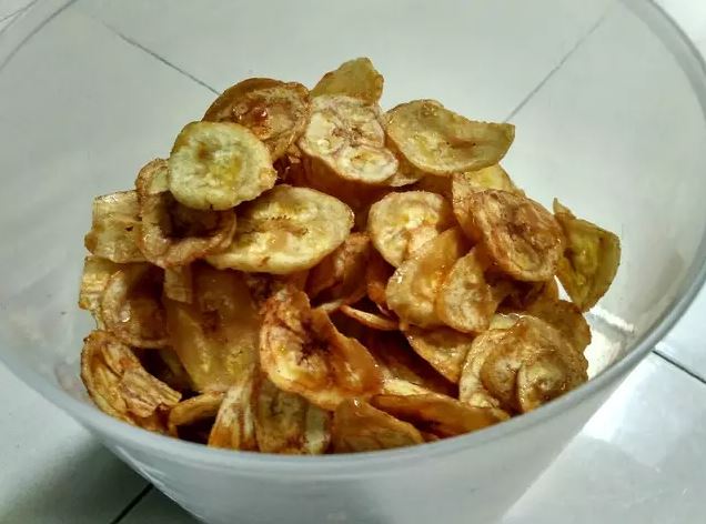 11 ways to make sweet, delicious, crunchy, and addictive banana chips