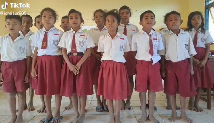 Cover lagu Dunia Tipu-tipu, siswa SD tuai pujian dari sang penyanyi