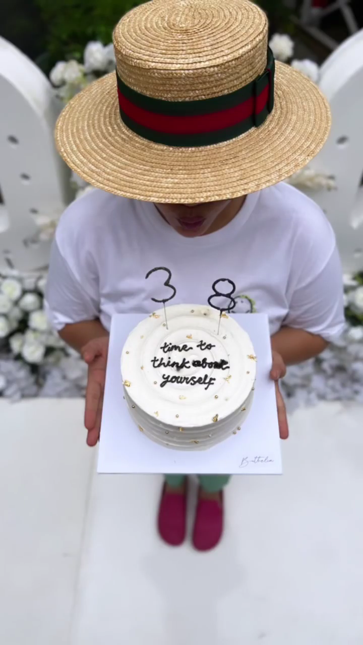 11 Momen haru Okky Lukman rayakan ulang tahun bareng tukang becak