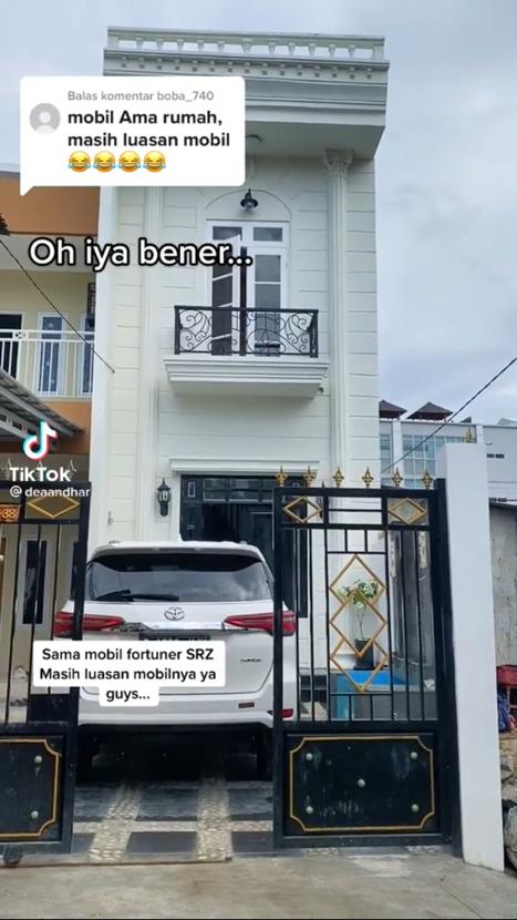 Rumah ini hanya miliki lebar 3 meter, 11 penampakannya bikin takjub