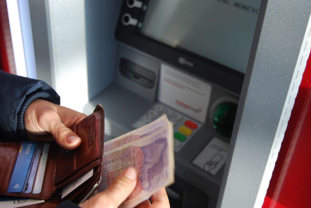 Pengertian bank adalah, pahami jenis-jenis, fungsi, dan manfaatnya