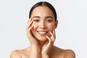 11 Rekomendasi peeling gel di bawah Rp 150 ribu, wajah jadi halus