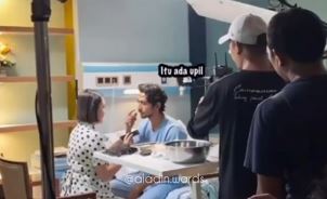 Momen di balik layar Andin cukur rambut Aldebaran, penuh improvisasi