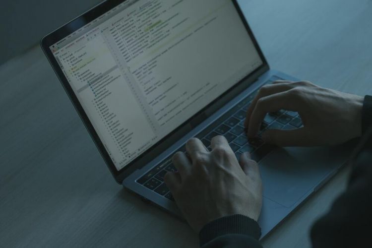 7 Cara mengunci folder di laptop dengan mudah, amankan data pribadi