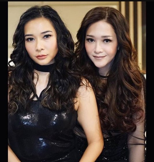 Mantan rekan duet, 11 potret persahabatan Maia Estianty & Mey Chan