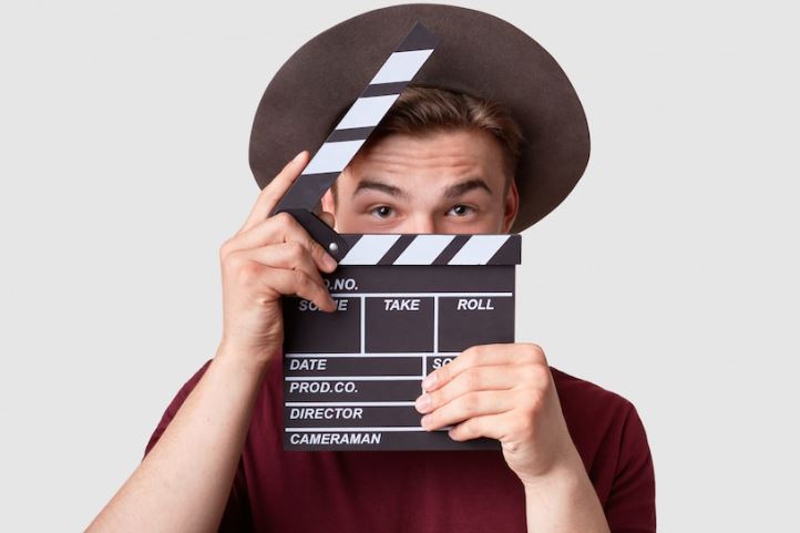 Arti plot twist adalah pemutarbalikan alur, ini jenis dan cara membuat