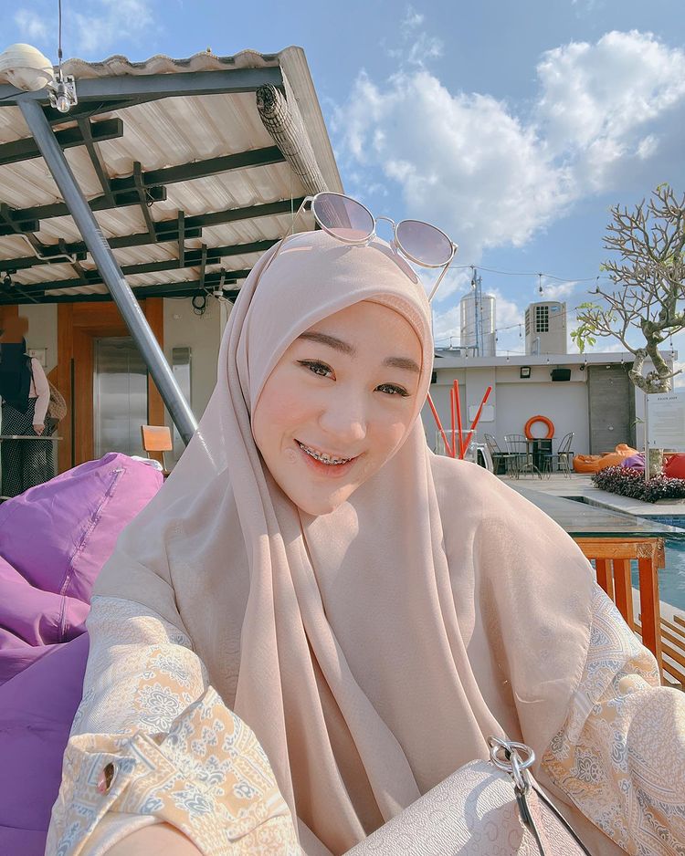 Asal muasal Rio Haryanto digosipkan akan menikah dengan Larissa Chou