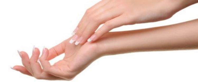 11 Rekomendasi hand mask mulai Rp 10 ribu, tangan lembut dan lembap