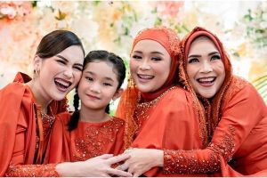 10 Hidangan tasyakuran tujuh bulanan Syifa adik Ayu Ting Ting, komplet